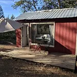 The Red Rooster Lodge